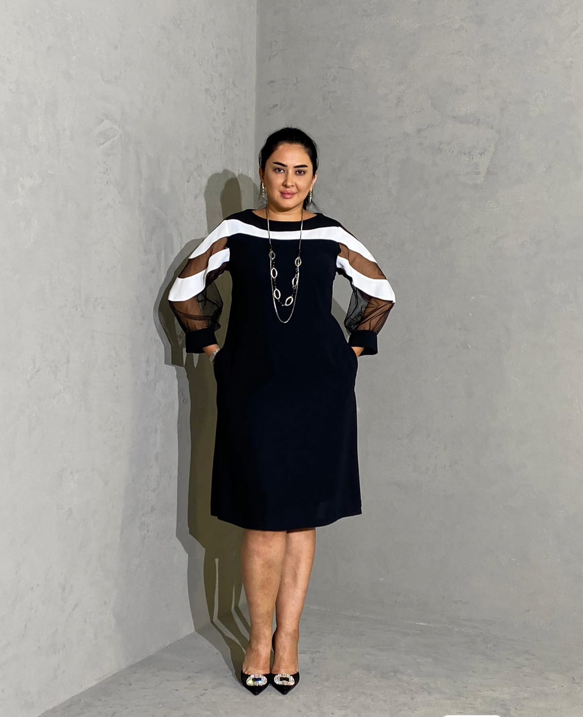 Knee-length dress. Knee-length dress. - Image 2