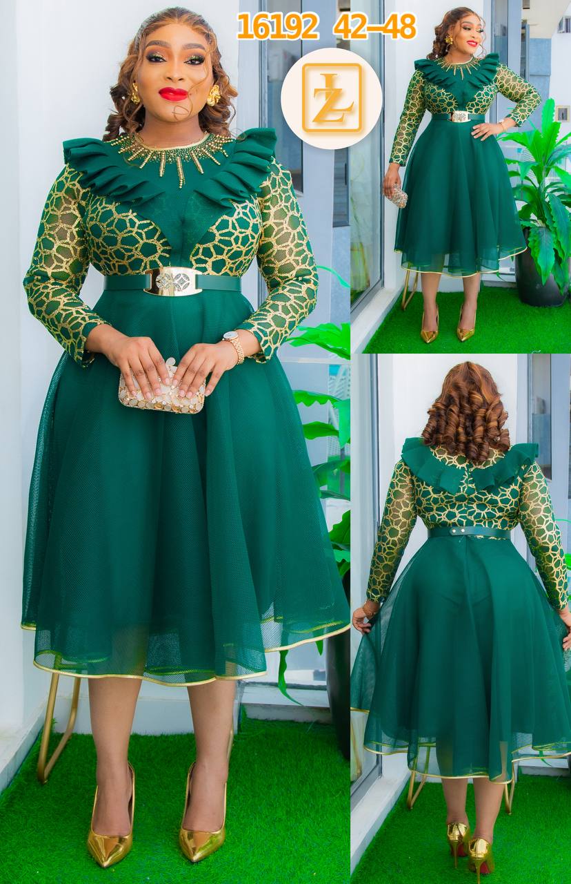 Knee length dress. Knee length dress. - Image 2